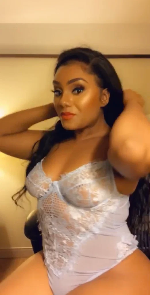 Toya Sierra's avatar