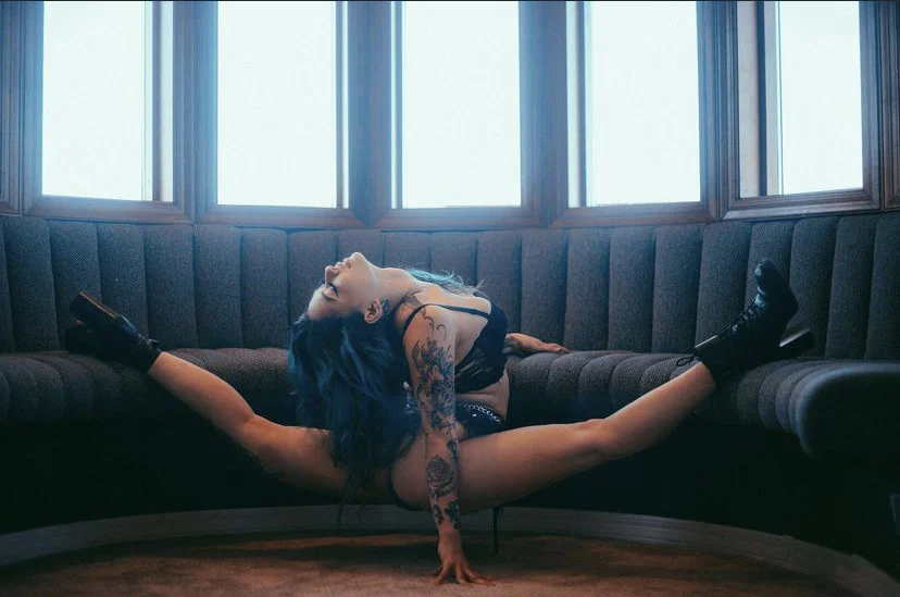 Linley Suicide profile banner