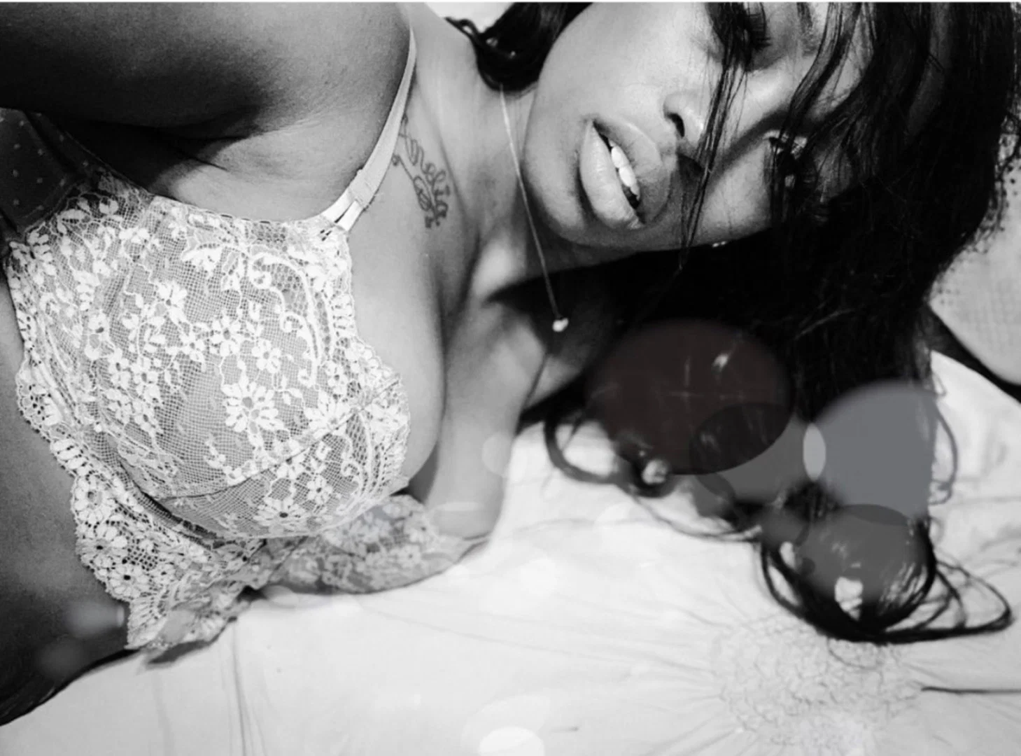 Dream Thee Doll profile banner