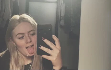 Strawberryblonde profile banner
