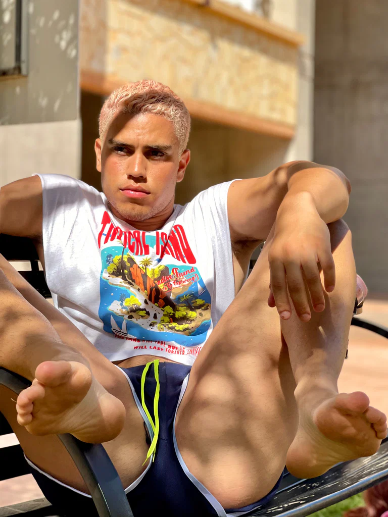 Valentino (Free)