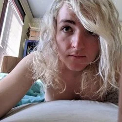 Lily, Pillow Princess of Power's avatar