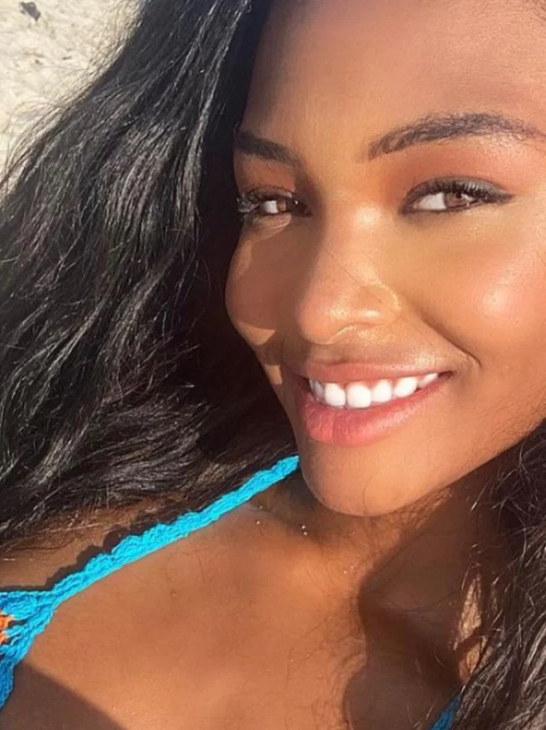 Tia Zyan's avatar