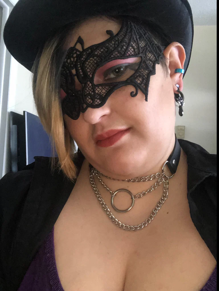 💕Nyx Khaos💕's avatar