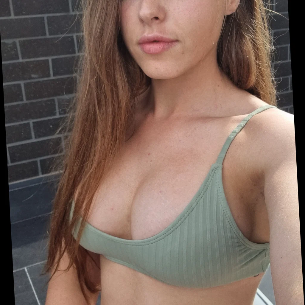 Sarah Anne's avatar