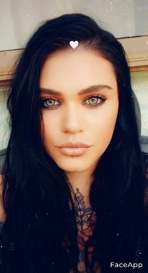 Becca Licious's avatar