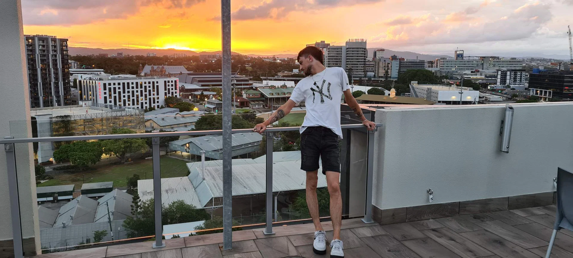 yung hood profile banner