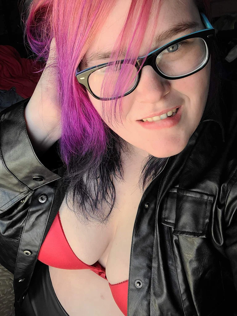 Curvy Queen's avatar