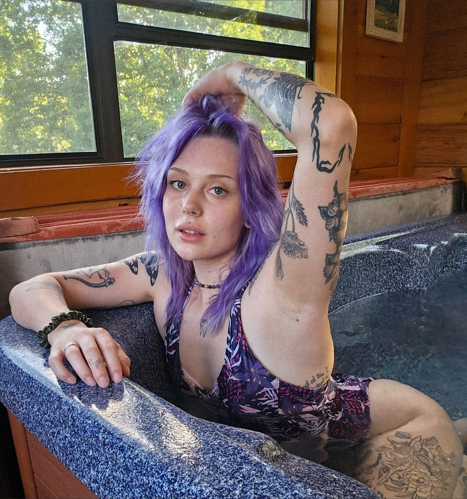 MythicMaggie's avatar