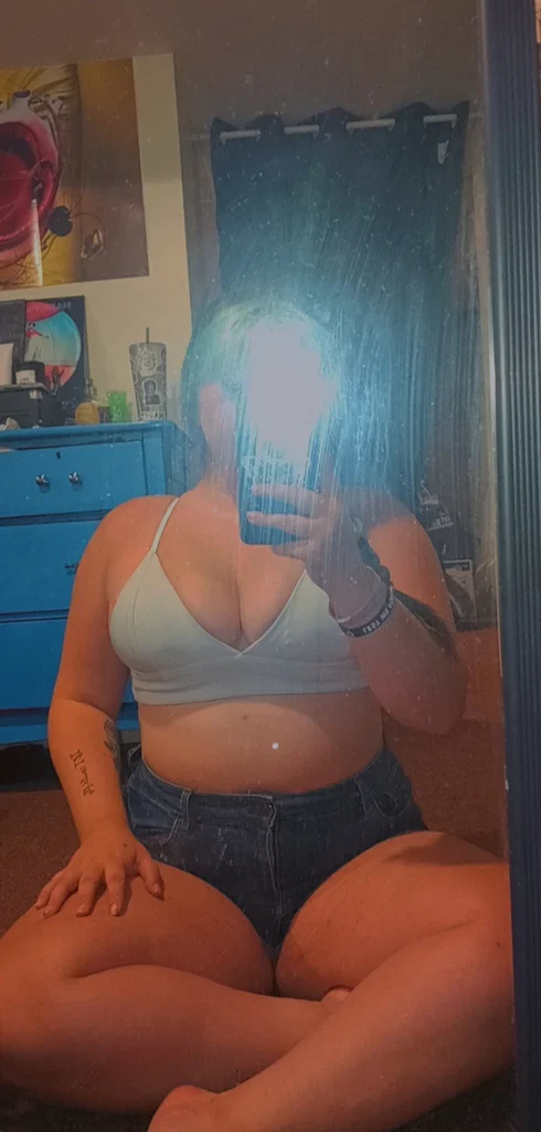 Big titties's avatar