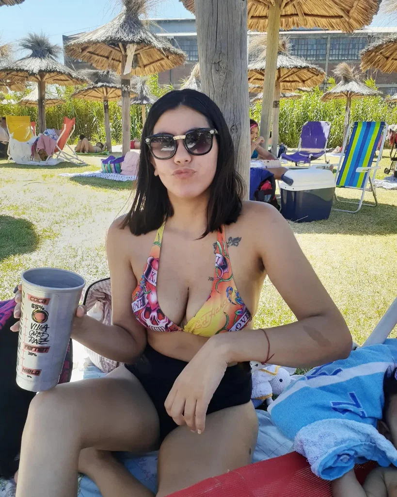 Florxxxi 👅's avatar
