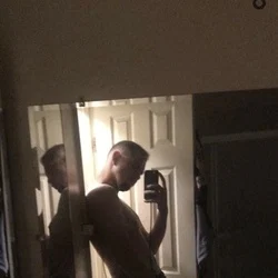 Whitemask boi's avatar