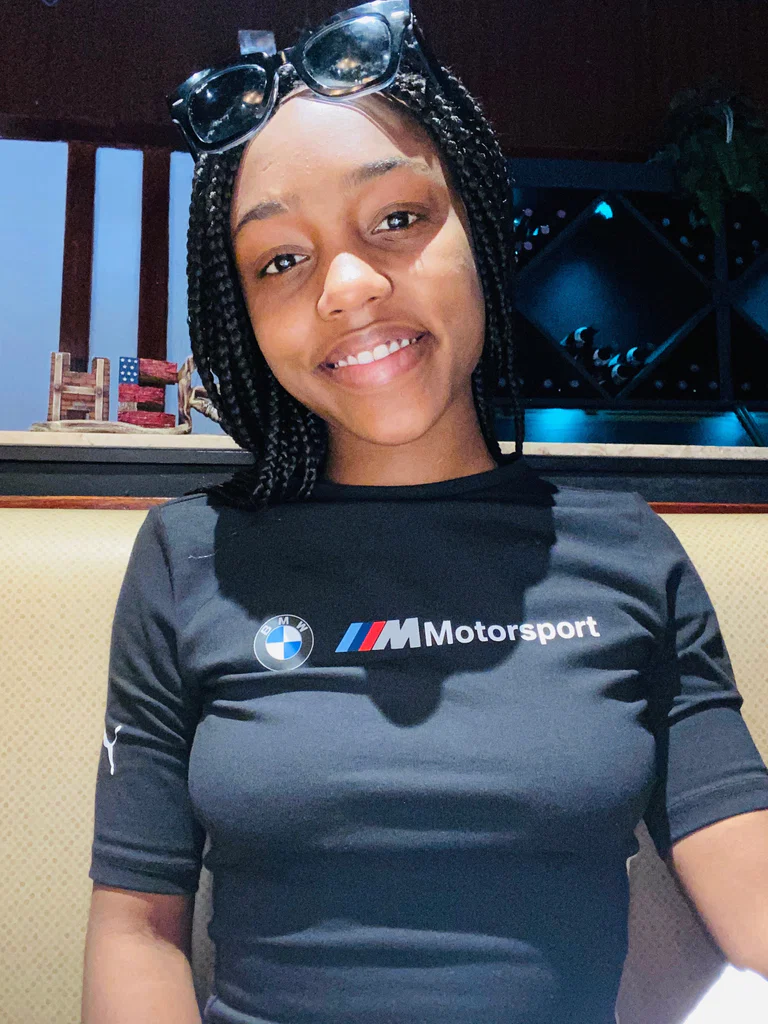 Ari's avatar