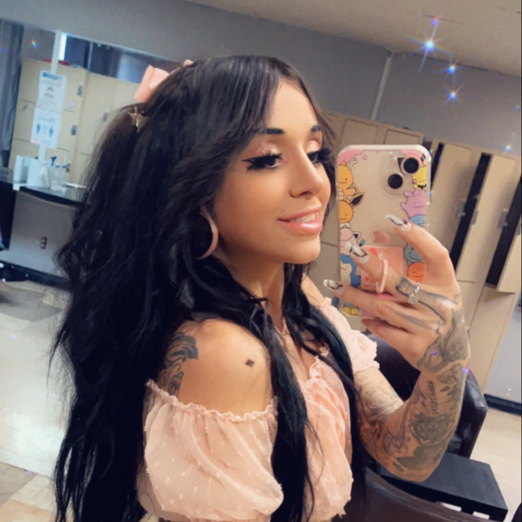 ♡ 𝑺𝑨𝑹𝑰𝑵𝑨 ♡'s avatar