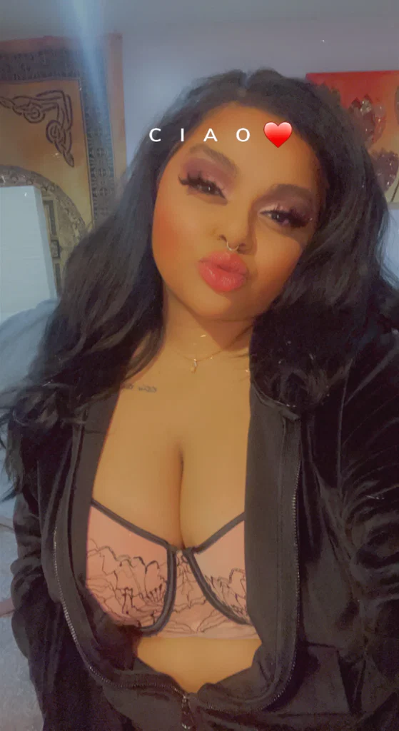 Pretty Priya's avatar