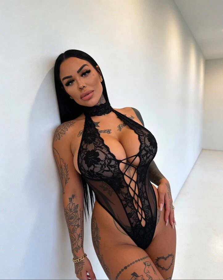 Angie 🖤's avatar