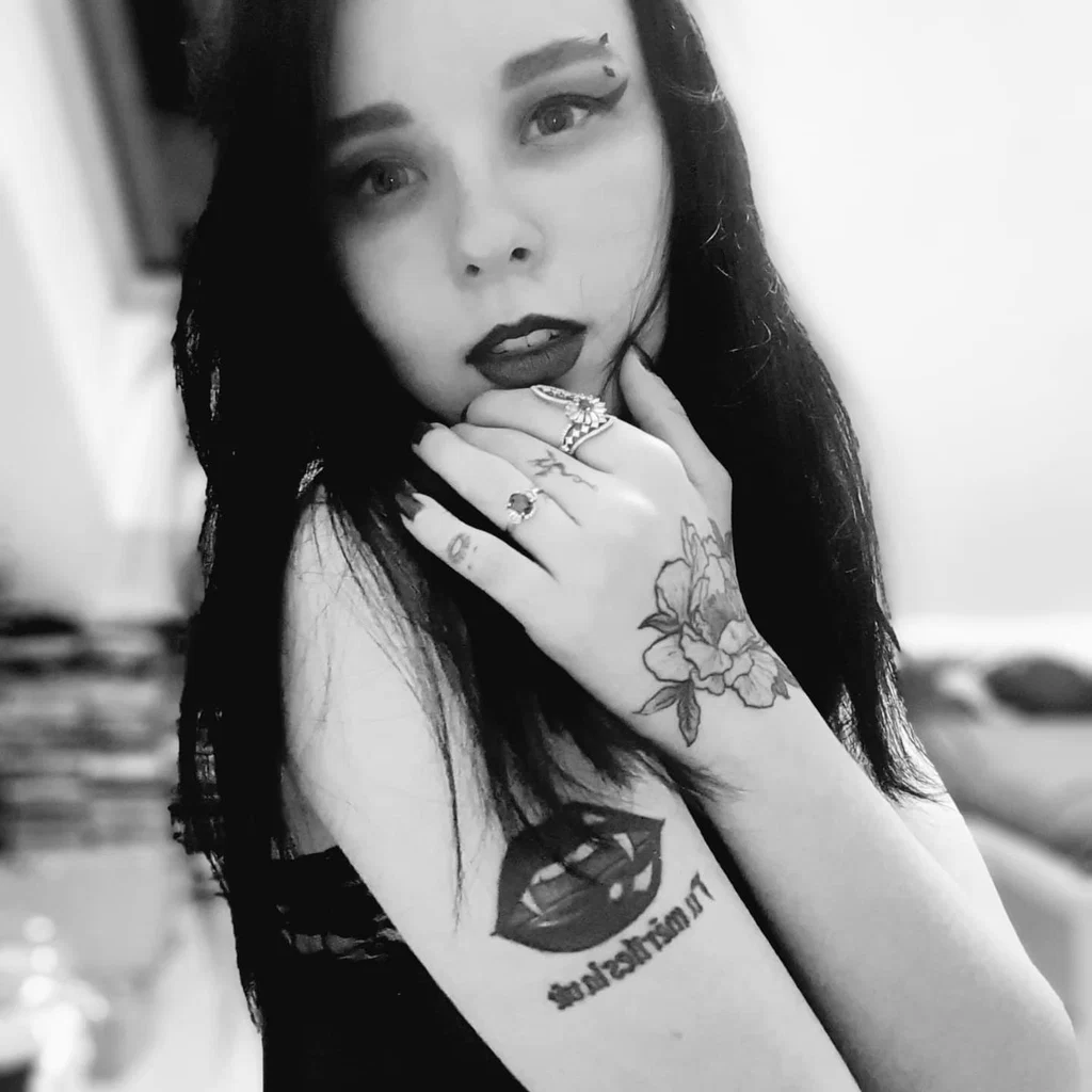 Cath's avatar
