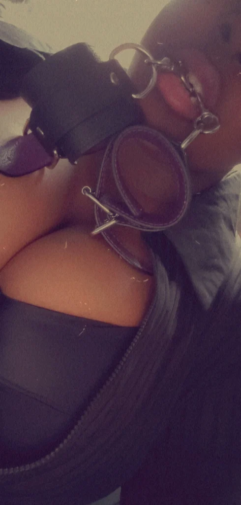Domme T's avatar