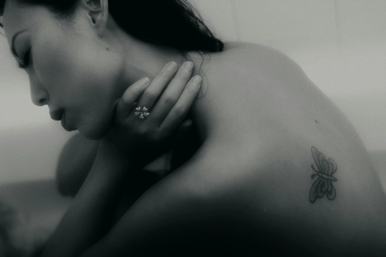 Ayako Fuji profile banner