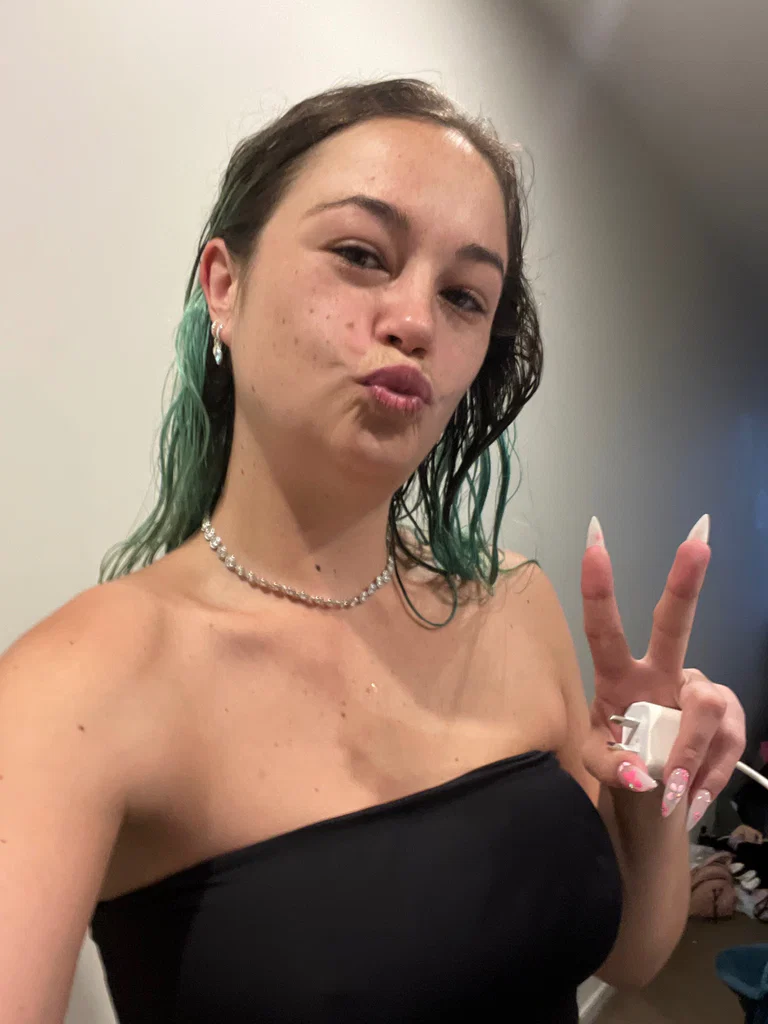 Professional Sweetheart 🧖‍♀️🩵