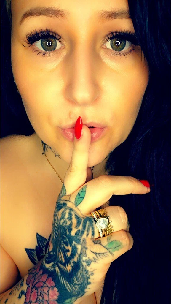 Cougar Bianca 🍒