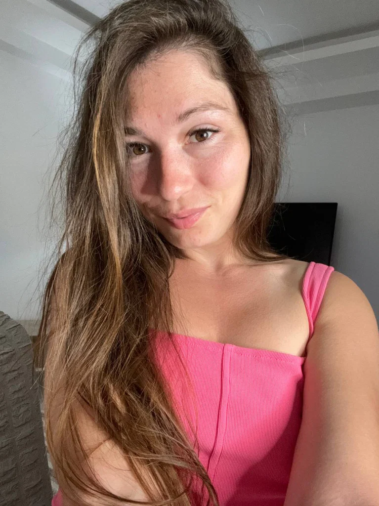 Anna ❤️‍🔥  Hairy girlfriend