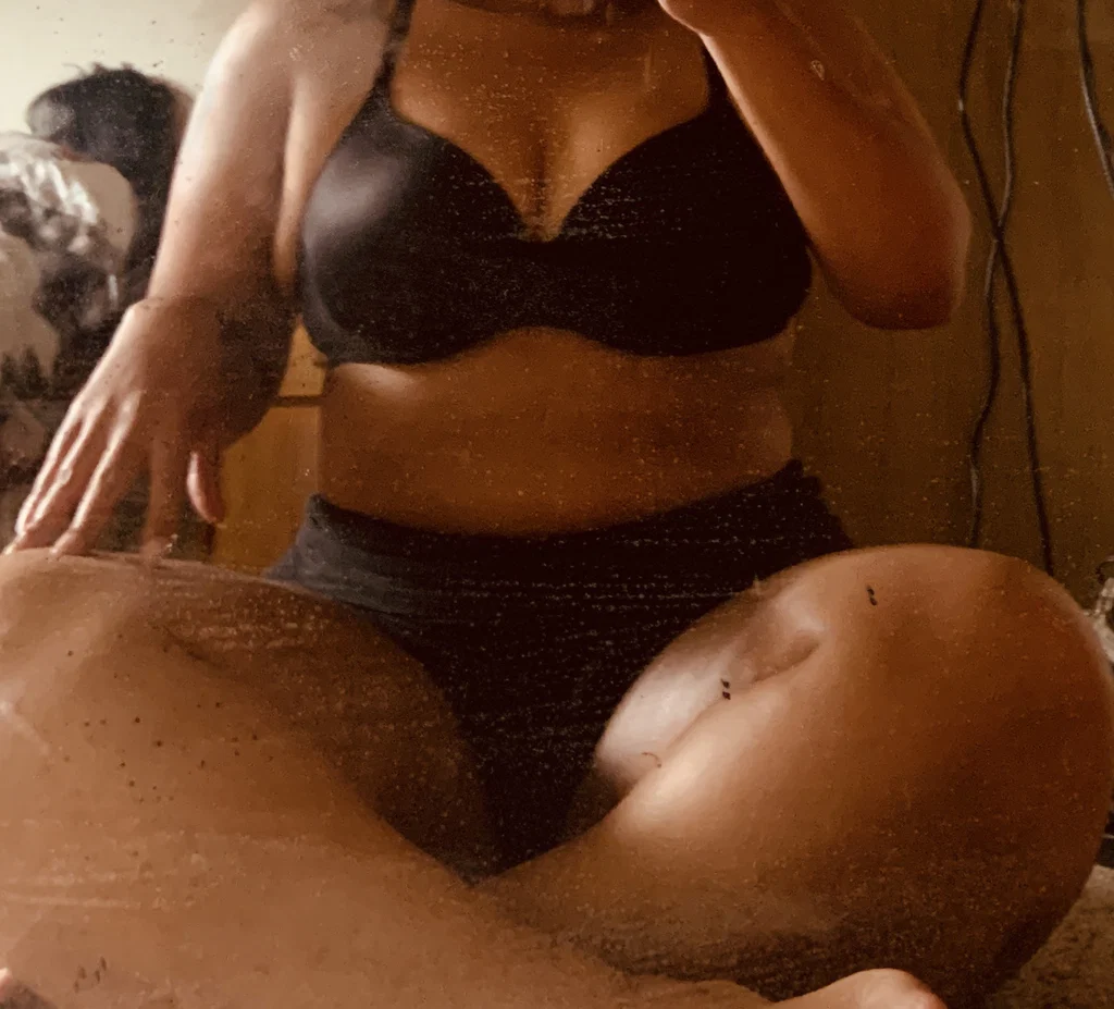 Diamond Brooks