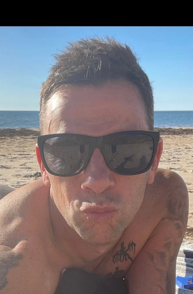 Naked Russ's avatar