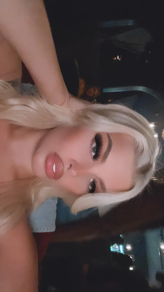 Liz's avatar