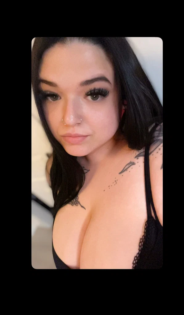 🕸️🖤 andrea wood 🖤🕸️'s avatar
