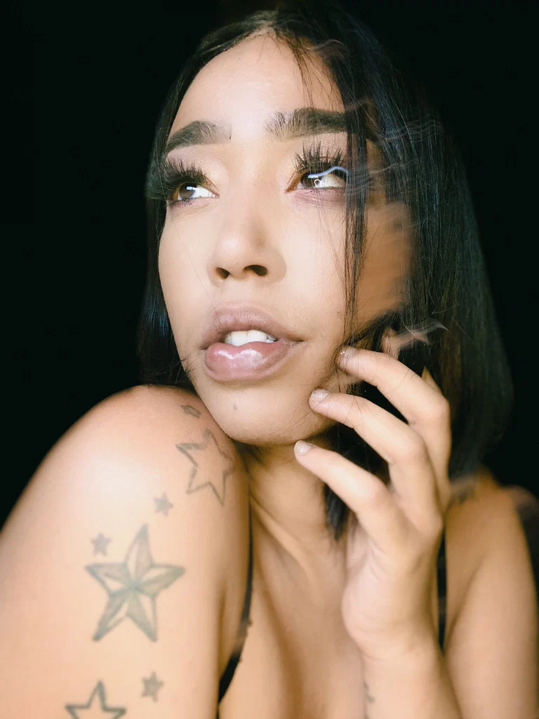 ✨Scarfacee ✨'s avatar