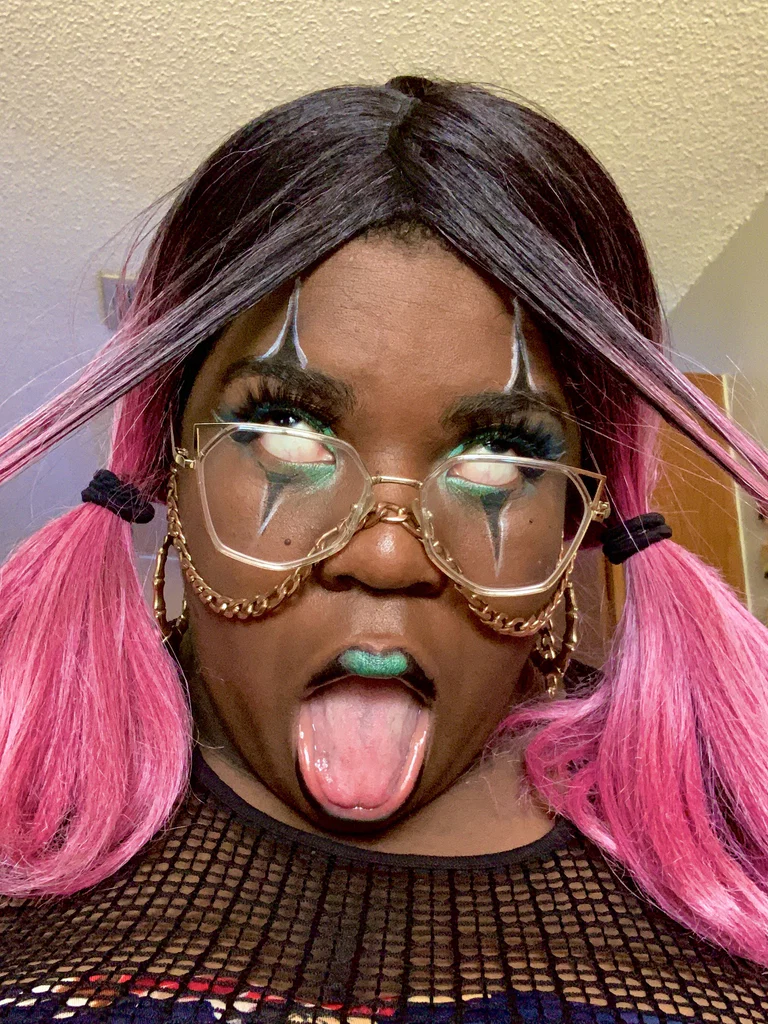 Veronique's avatar