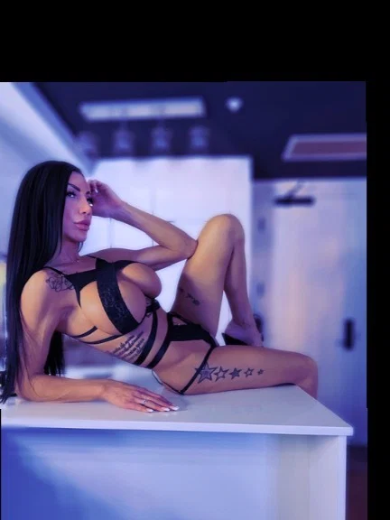 Angiebugatti profile banner