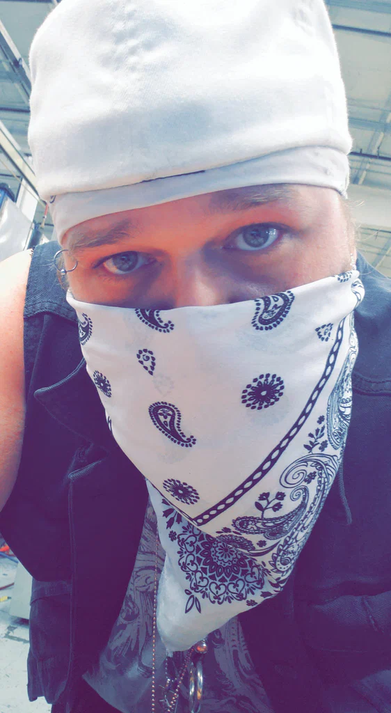 DEVIANT DADDY
