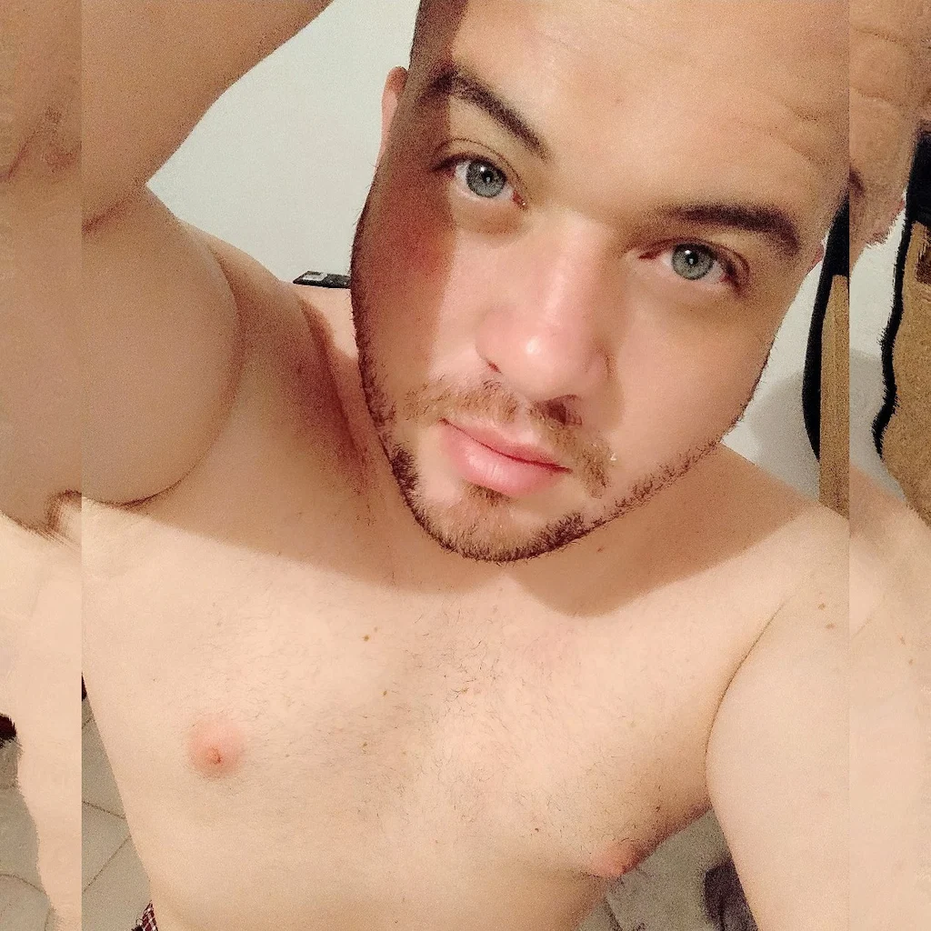 Alex35's avatar