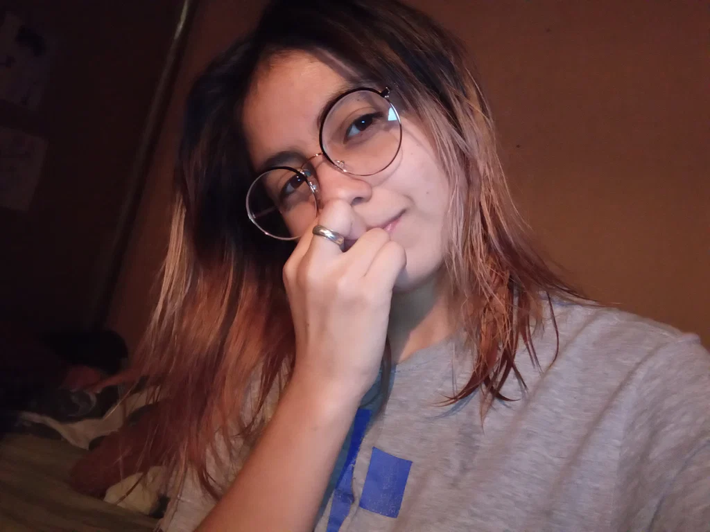 🌈Shy girl's avatar
