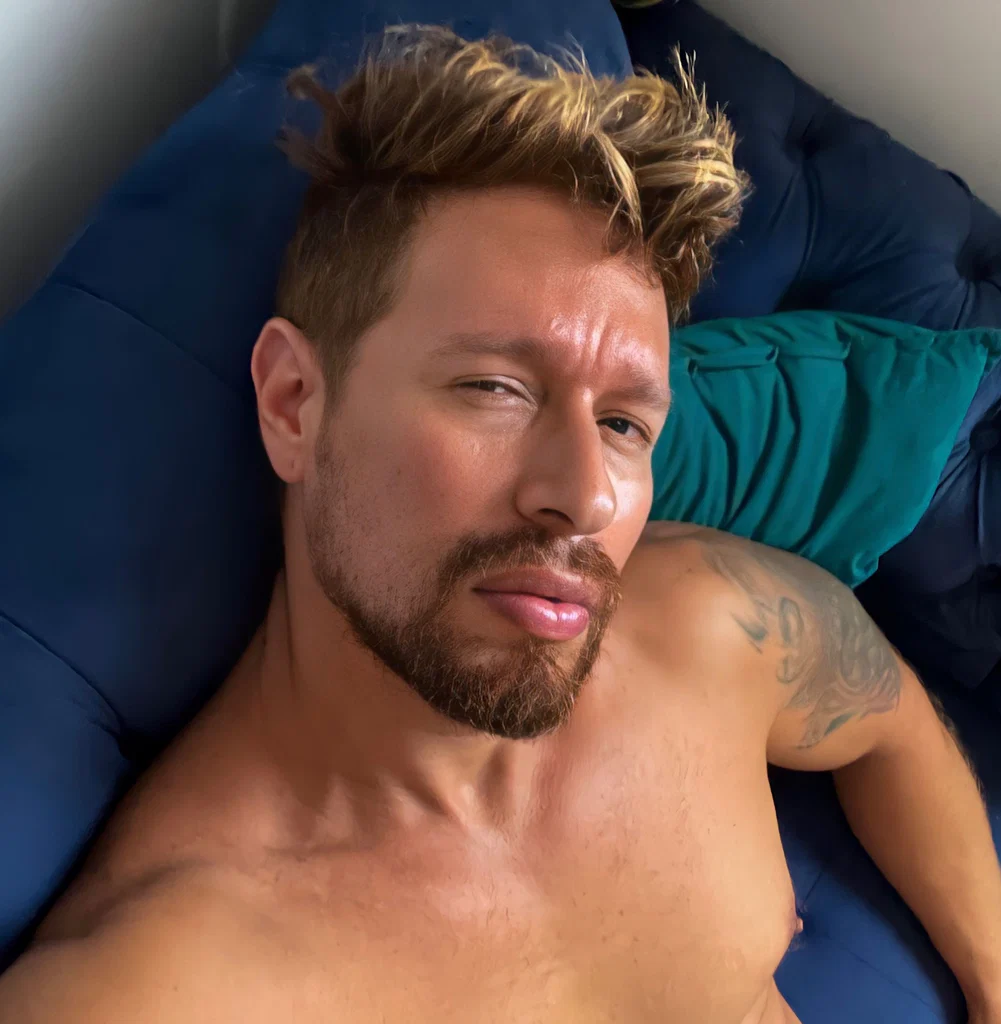 Neomax's avatar