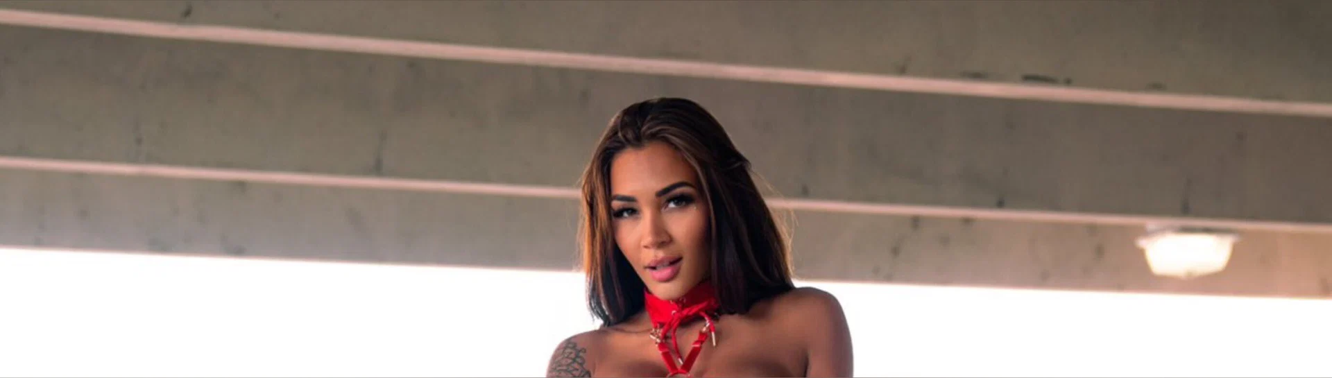 Leena Wild profile banner