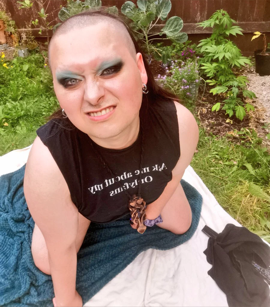 Sade (They/It)