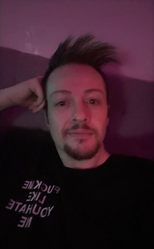 Kinky Faggot's avatar