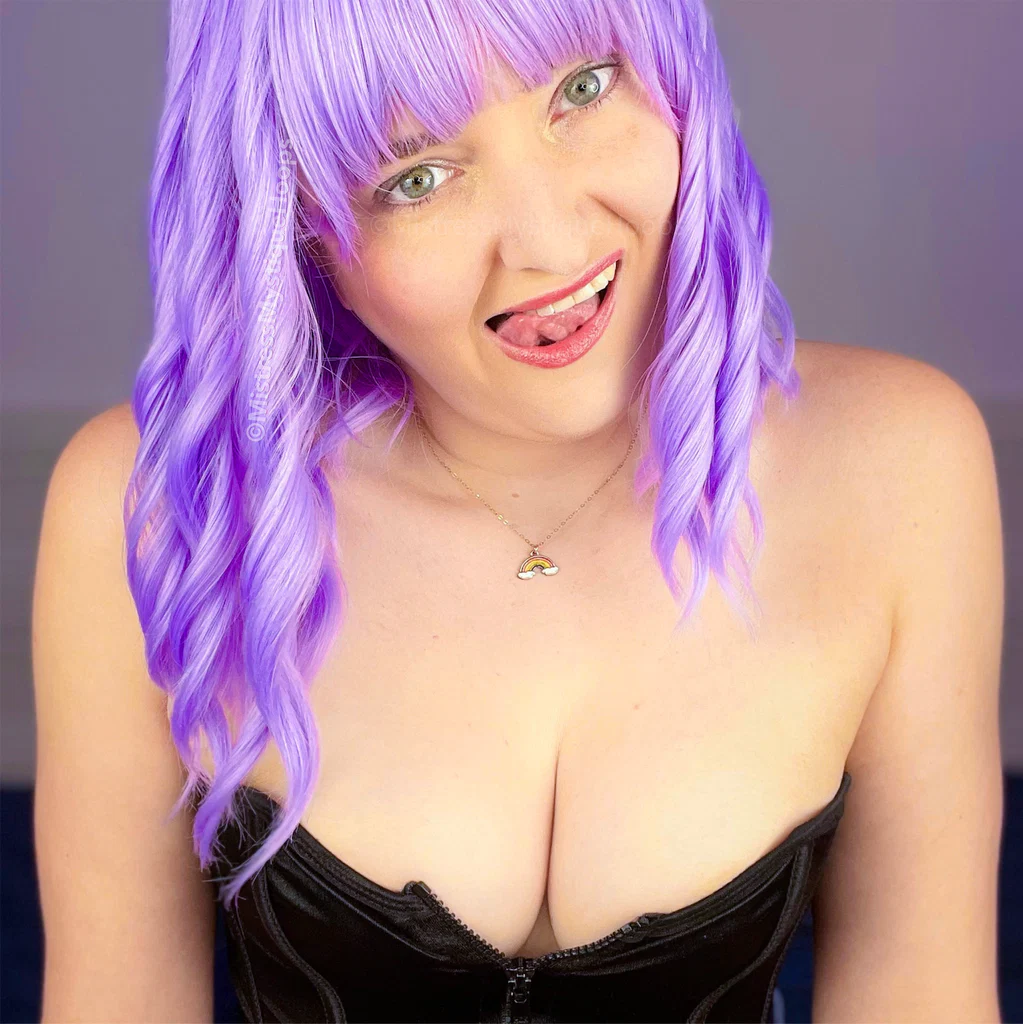Mistress Mystique Hoops Free!