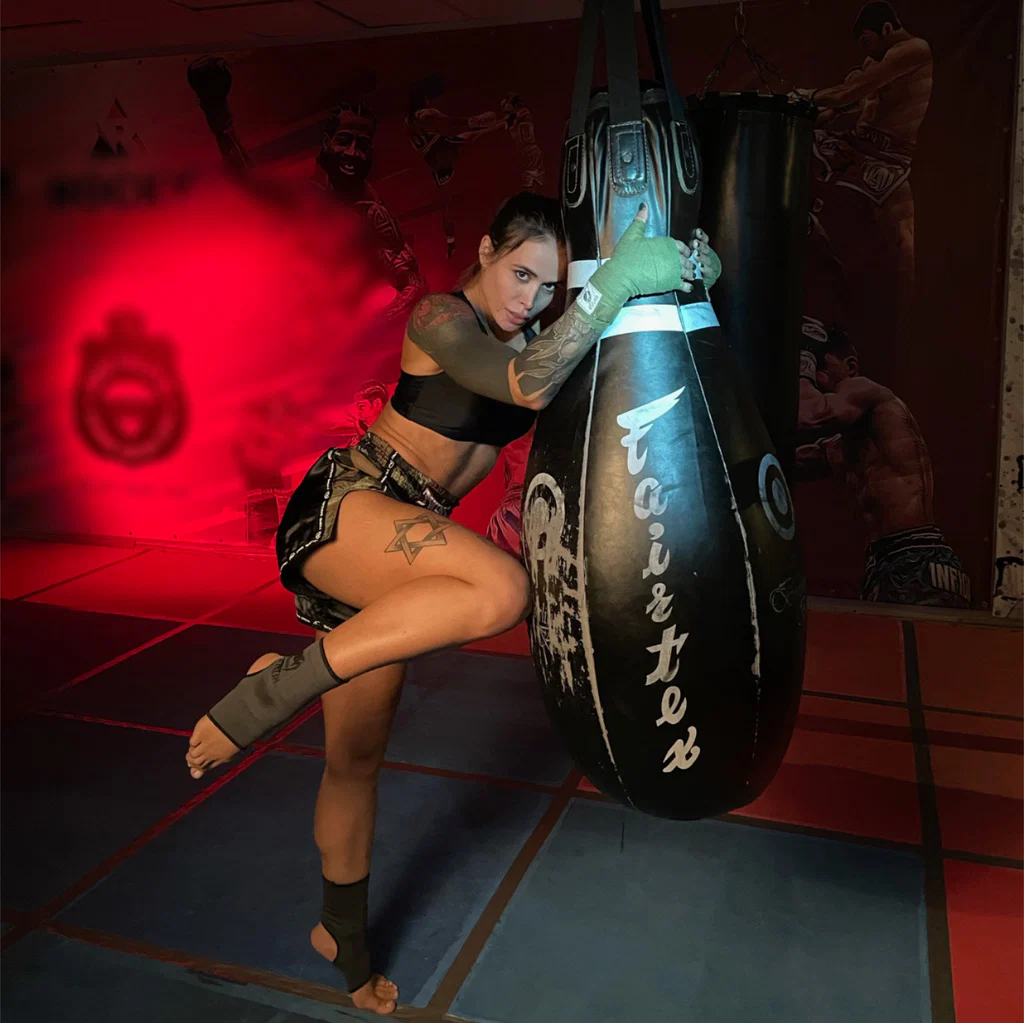 ALI's avatar