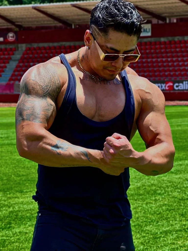 Alfredo Montaño's avatar