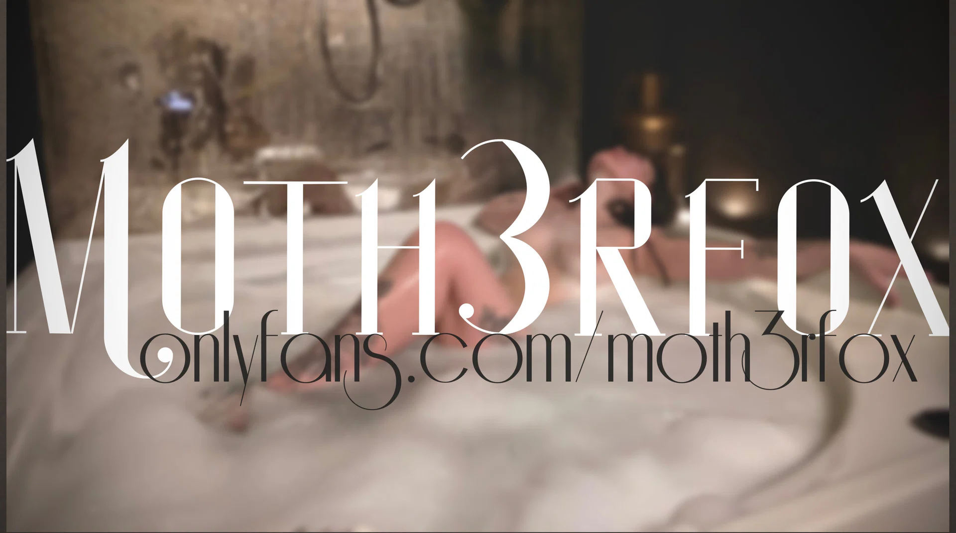 Moth3rfox profile banner