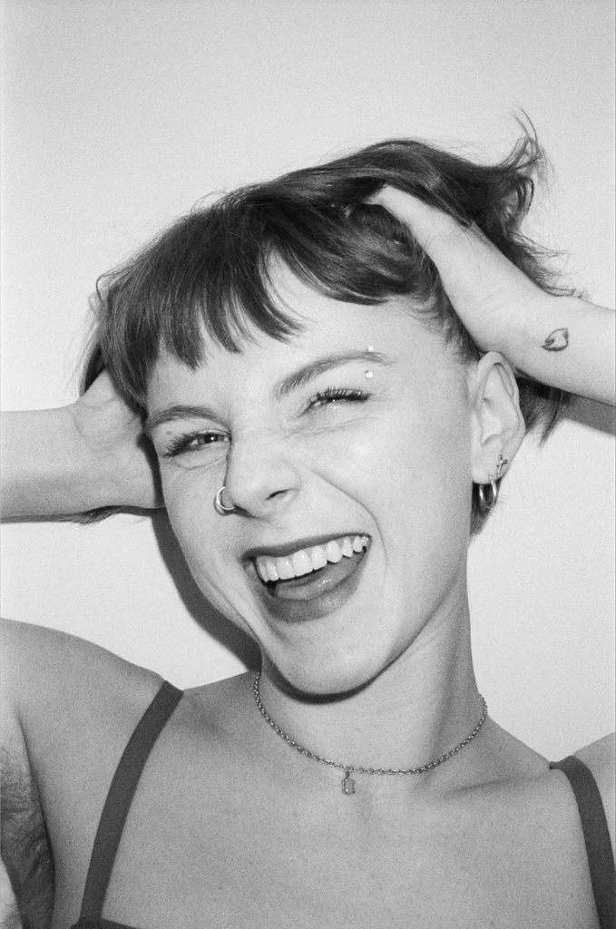 Lucy Lovejoy's avatar