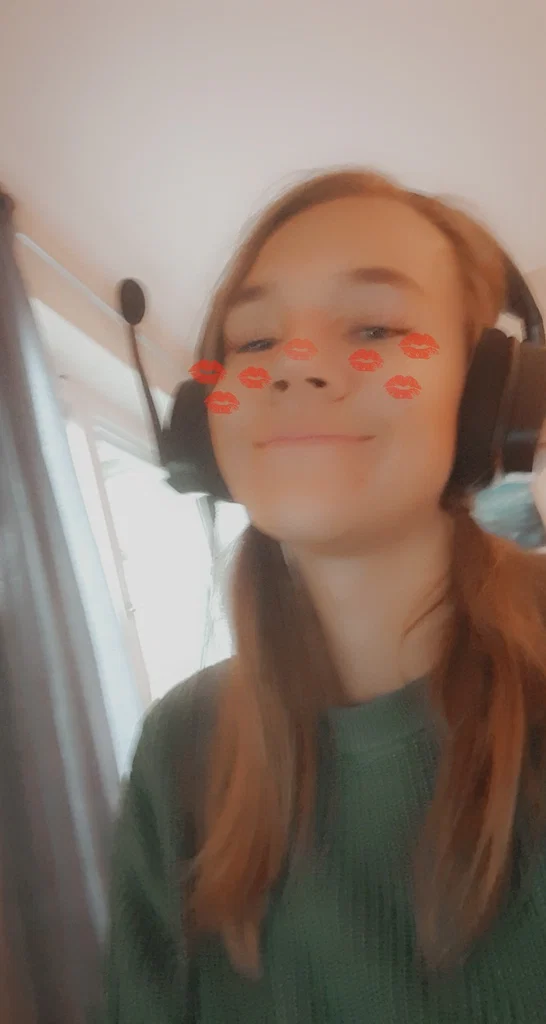 Isabella's avatar