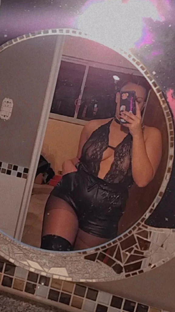 Kaia Black 🖤