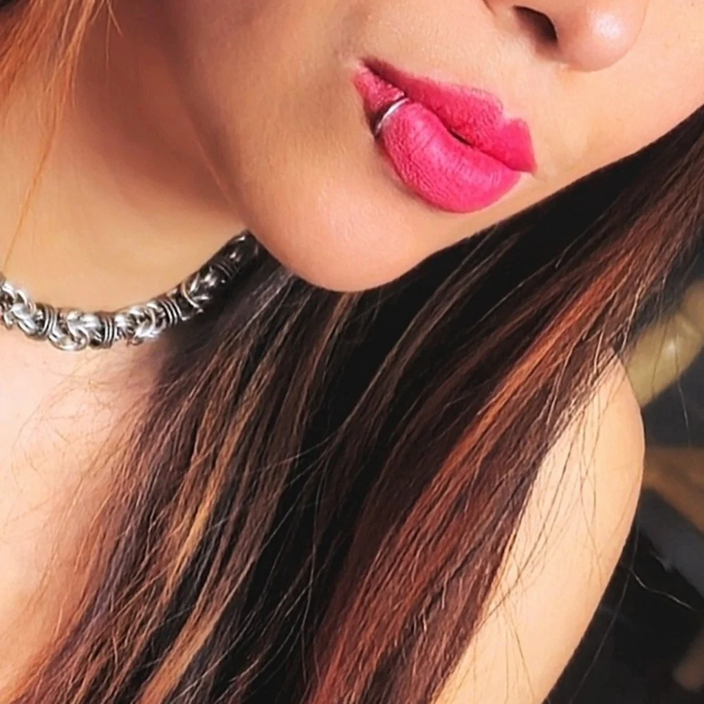 Honey Roja's avatar