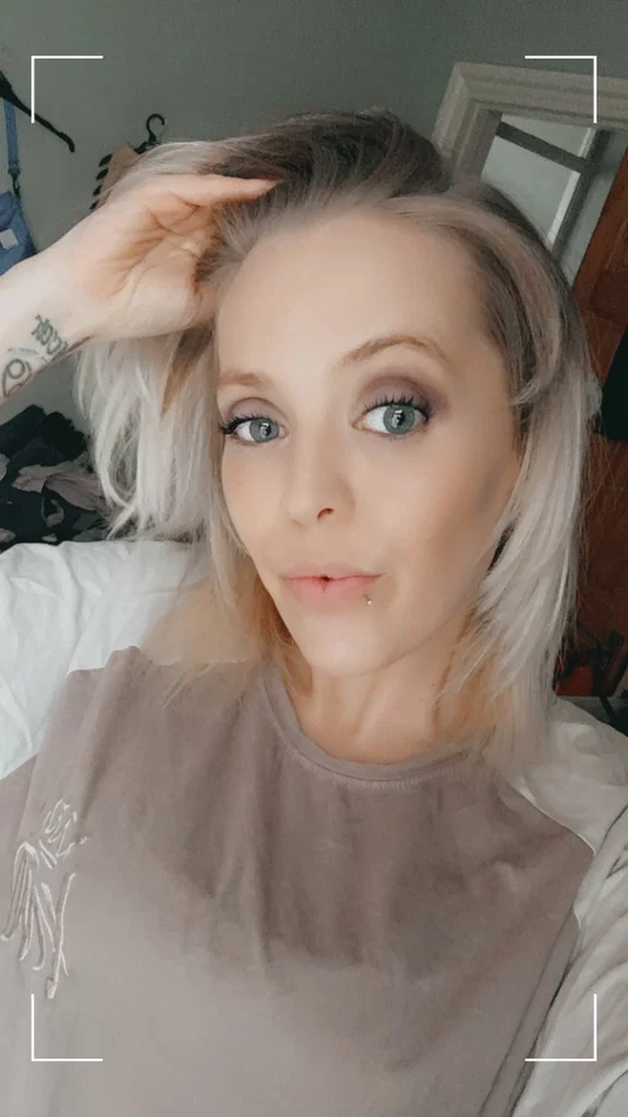 Rebecca's avatar