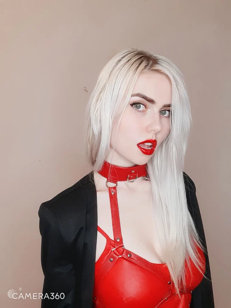 Riot Vampire's avatar
